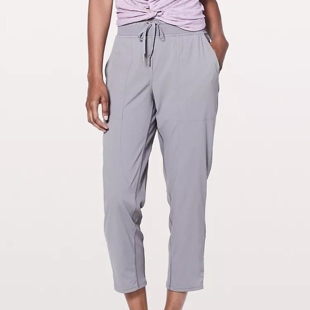 Lululemon Dance Studio Mid-Rise Cropped Pants